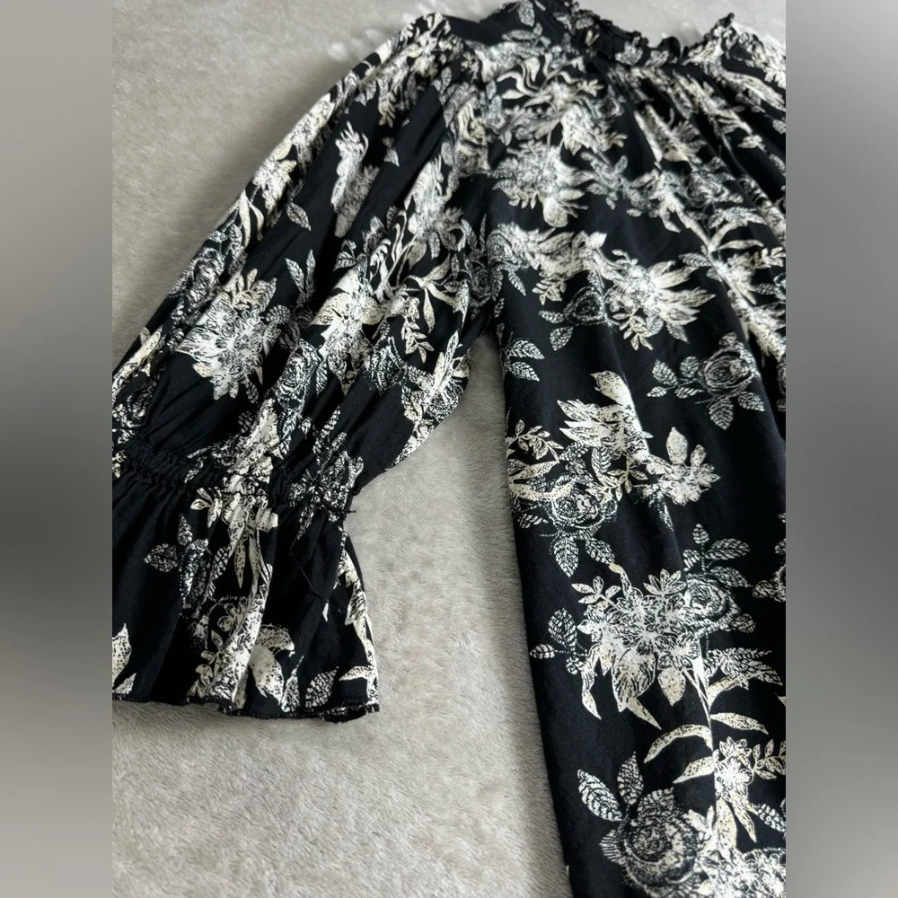 FREE PEOPLE Claudia Floral Blouse Large Black Ivory High Neck 3/4 Sleeve‎ Loose